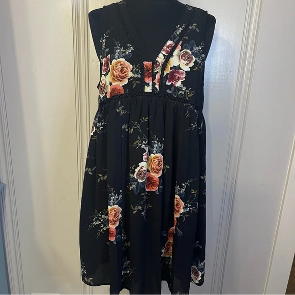 Umgee Floral Tunic High Waist Dress Sleeveless V Neck Black Size‎ M - Picture 1 of 10